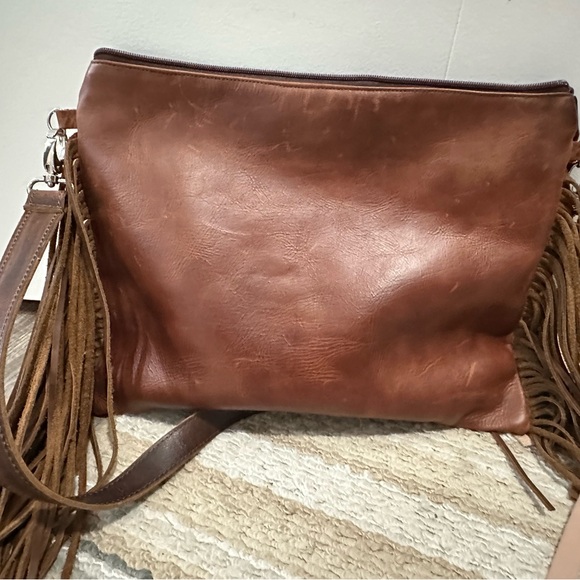 Fringe Hill - Picture 2 of 3